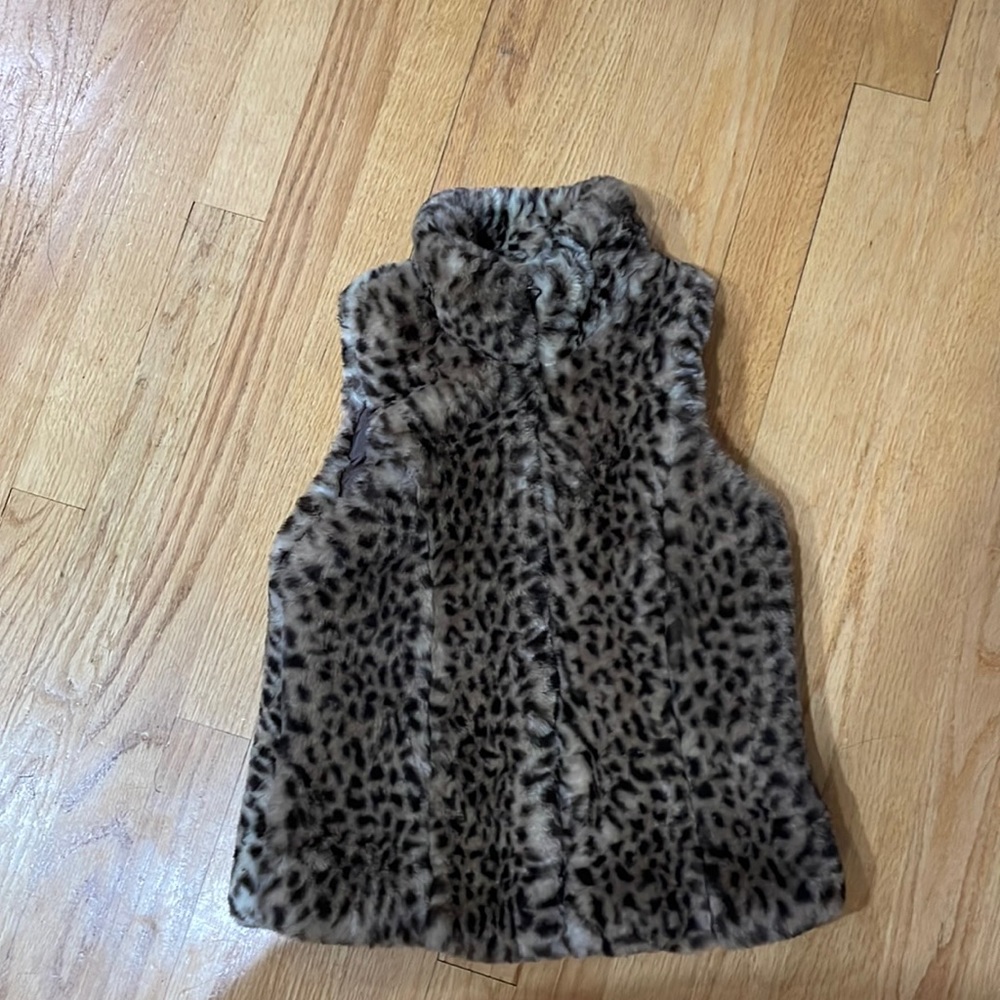 Fur vest